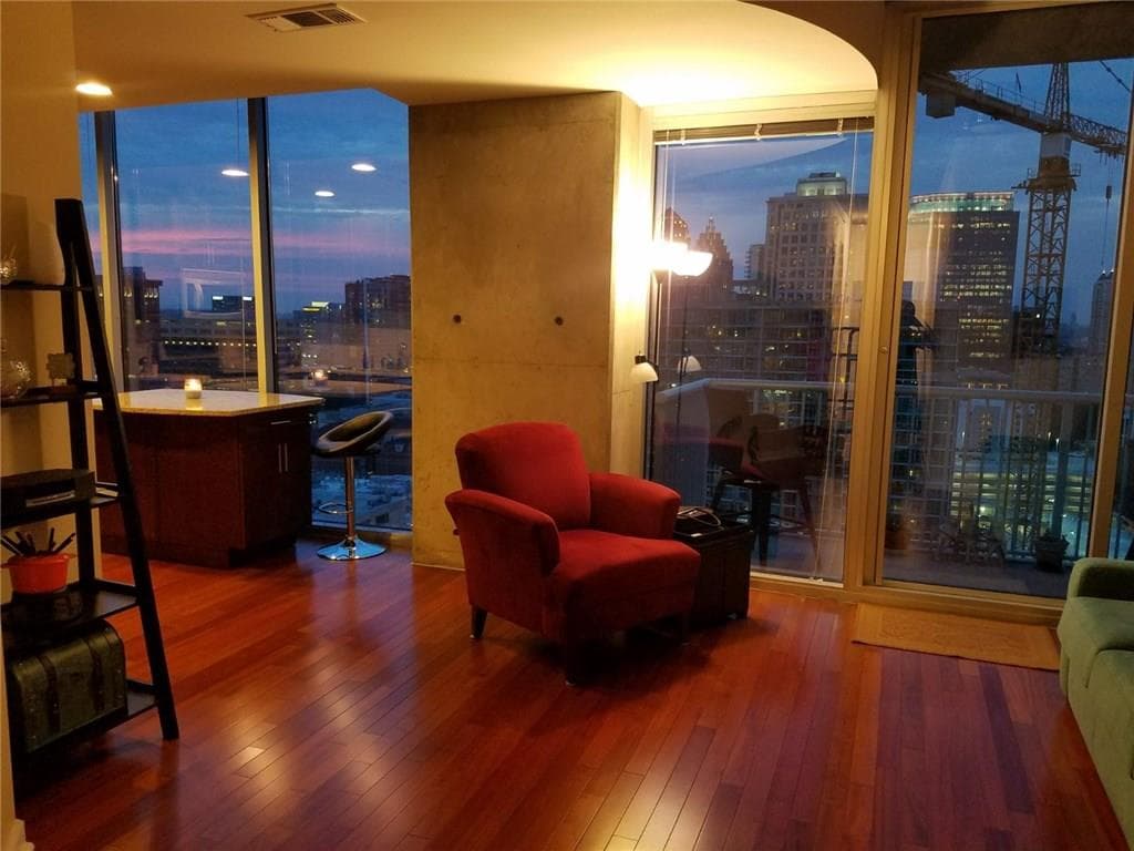 1 bedroom, 748 sq ft condominium sold at 855 Peachtree Street 1812, Atlanta, GA 30308