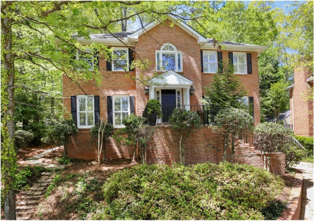 3 bedroom, 3,328 sq ft single family residence sold at 1722 Fernleaf Circle, Atlanta, GA 30318