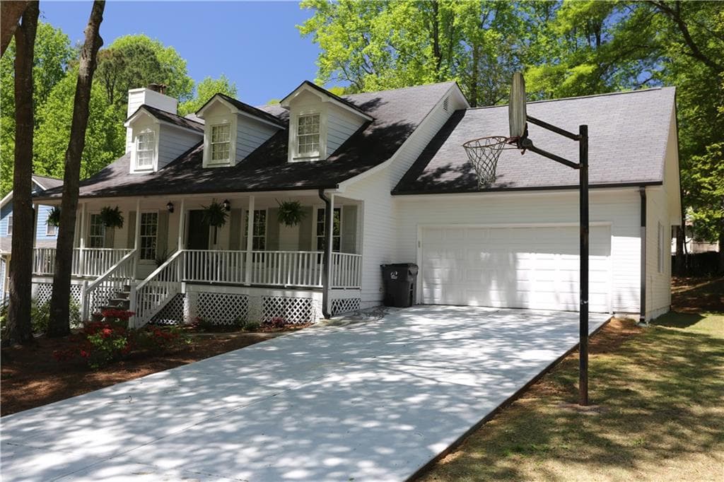 1127 Saybrook Circle, Lilburn, GA 30047 — most recent listing photo
