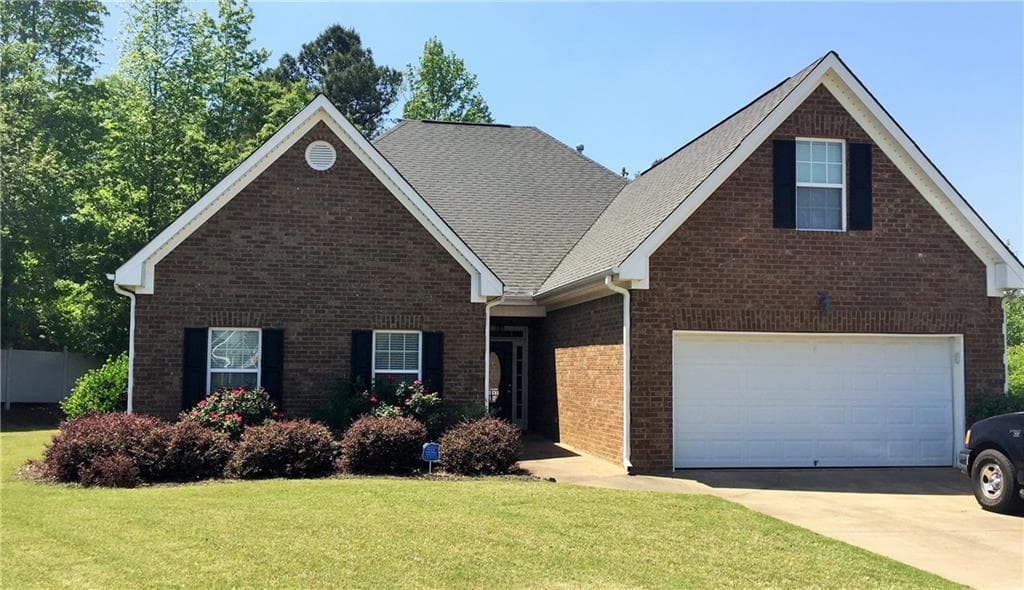 622 Berta Court, Loganville, GA 30052 — most recent listing photo
