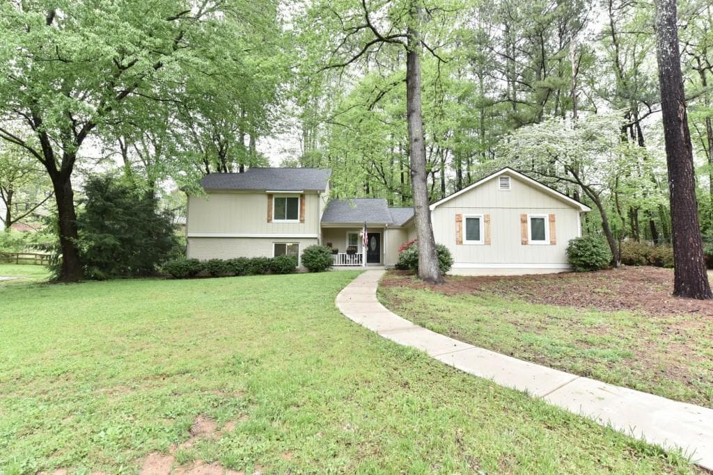 470 Ramsdale Drive, Roswell, GA 30075 — most recent listing photo