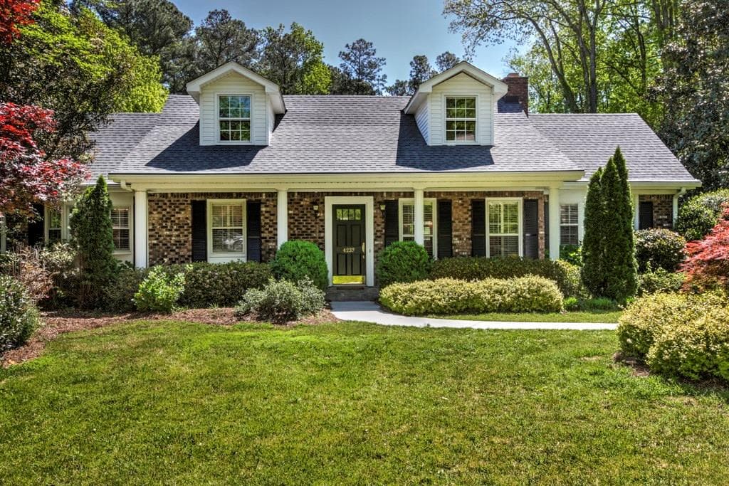 5 bedroom, 4,049 sq ft single family residence sold at 4233 Valley Trail Drive, Atlanta, GA 30339