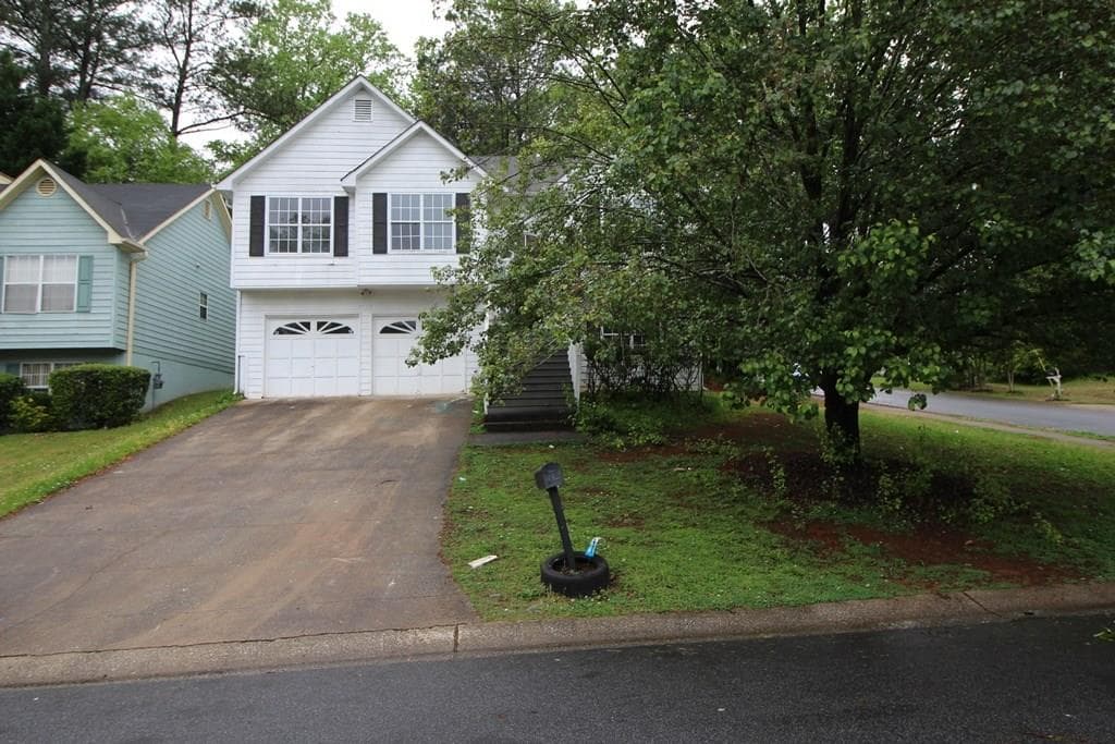 4 bedroom, 1,608 sq ft single family residence sold at 2700 Sanibel Lane, Smyrna, GA 30082