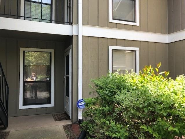 2 bedroom, 1,311 sq ft condominium sold at 5135 Roswell Road 02, Atlanta, GA 30342