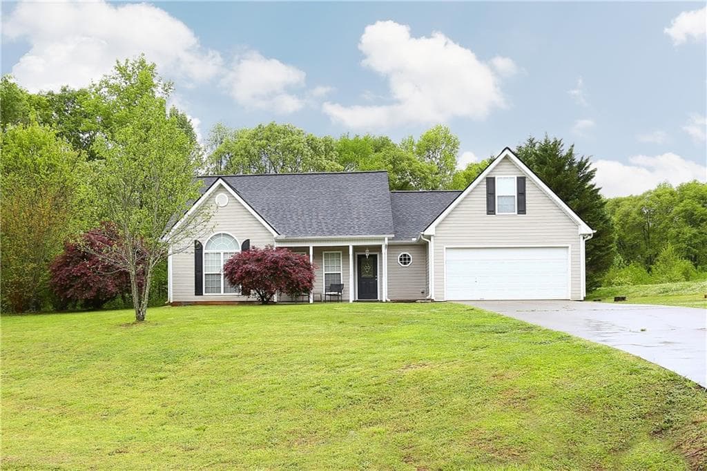 252 Brannon Drive, Hoschton, GA 30548 — most recent listing photo