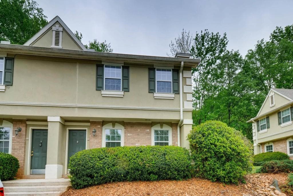6900 Roswell Road I-8, Atlanta, GA 30328 — most recent listing photo