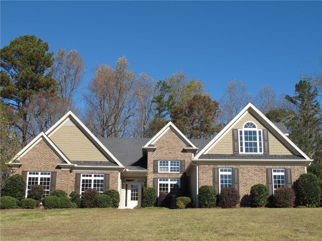 4 bedroom, 2,719 sq ft single family residence sold at 209 Legendary Drive, Hoschton, GA 30548
