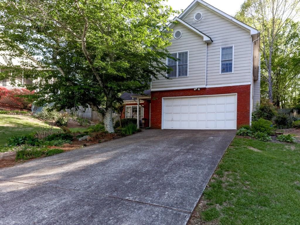4261 Joshua Way, Kennesaw, GA 30144 — most recent listing photo