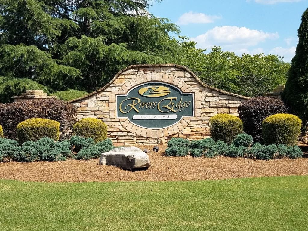 608 Skyland Drive, Hoschton, GA 30548 — most recent listing photo
