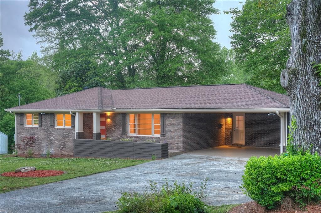 551 Peyton Road, Atlanta, GA 30311 — most recent listing photo