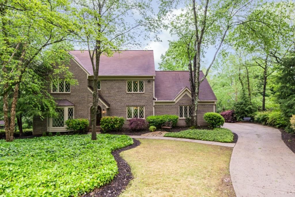 946 Spring View Court, Marietta, GA 30068 — most recent listing photo