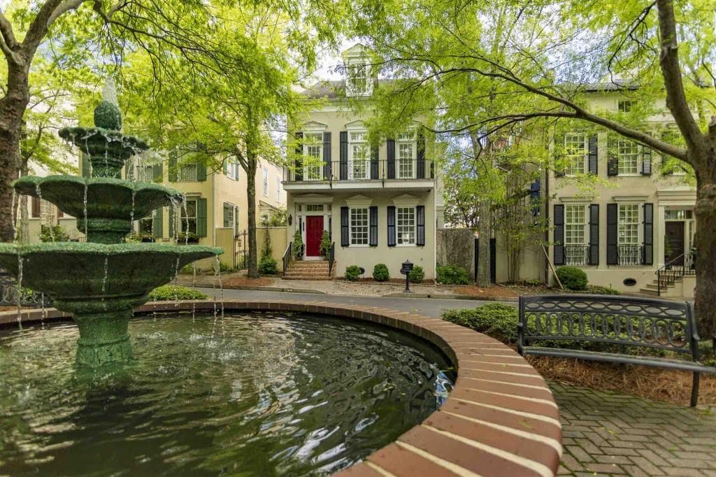 305 Abercorn Square, Peachtree City, GA 30269 — most recent listing photo