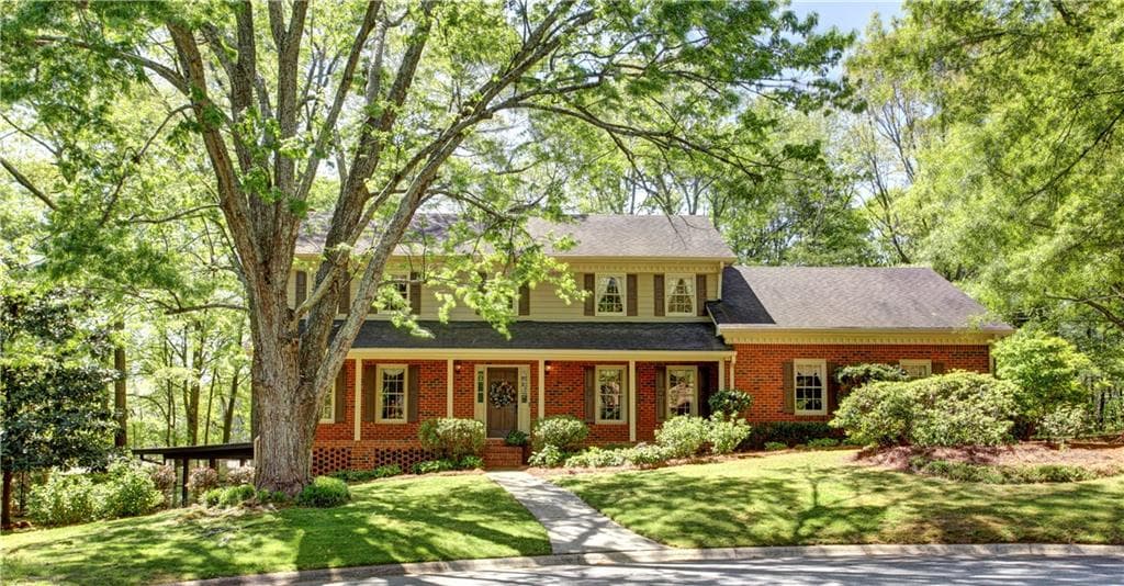 810 NE Oak Terrace, Norcross, GA 30071 — most recent listing photo
