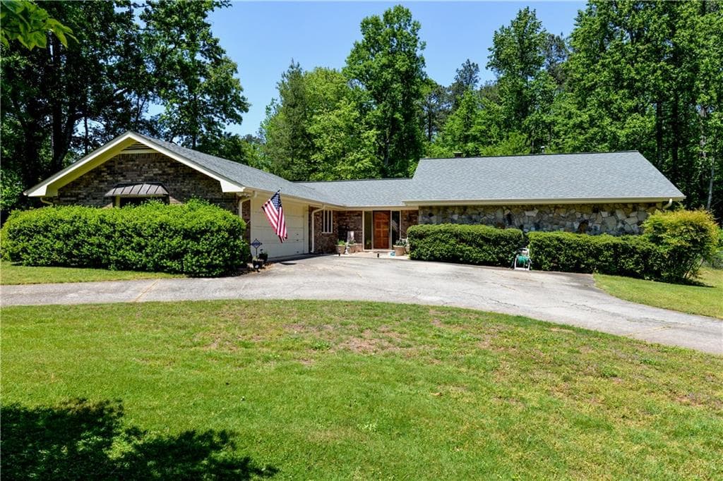 120 Powell Court, Roswell, GA 30076 — most recent listing photo