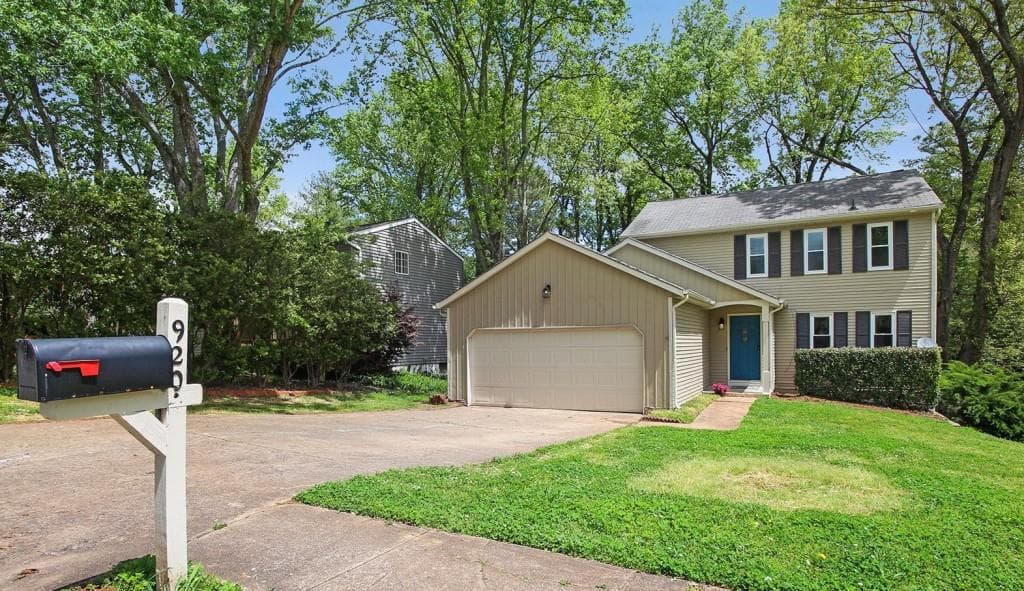 920 Singing Hills Drive, Roswell, GA 30076 — most recent listing photo