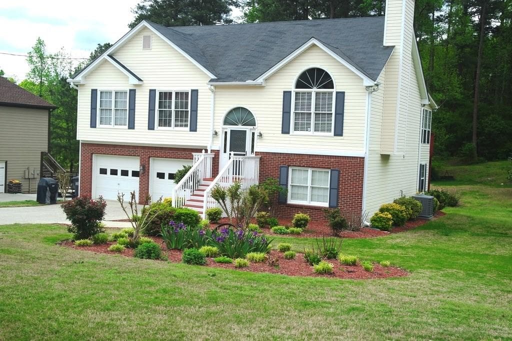 795 Hiram Davis Road, Lawrenceville, GA 30045 — most recent listing photo
