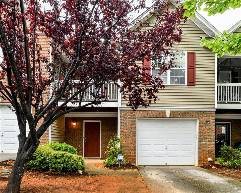 2006 Manhattan Parkway, Decatur, GA 30035 — most recent listing photo