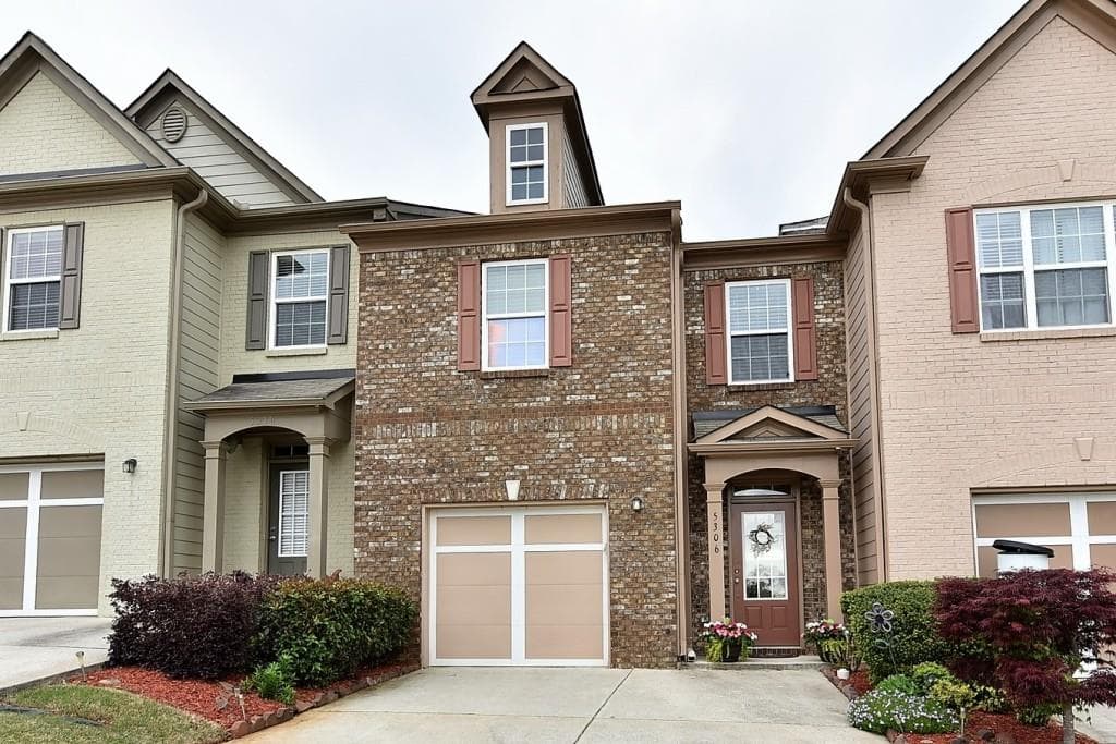 5306 Sherwood Way, Cumming, GA 30040 — most recent listing photo