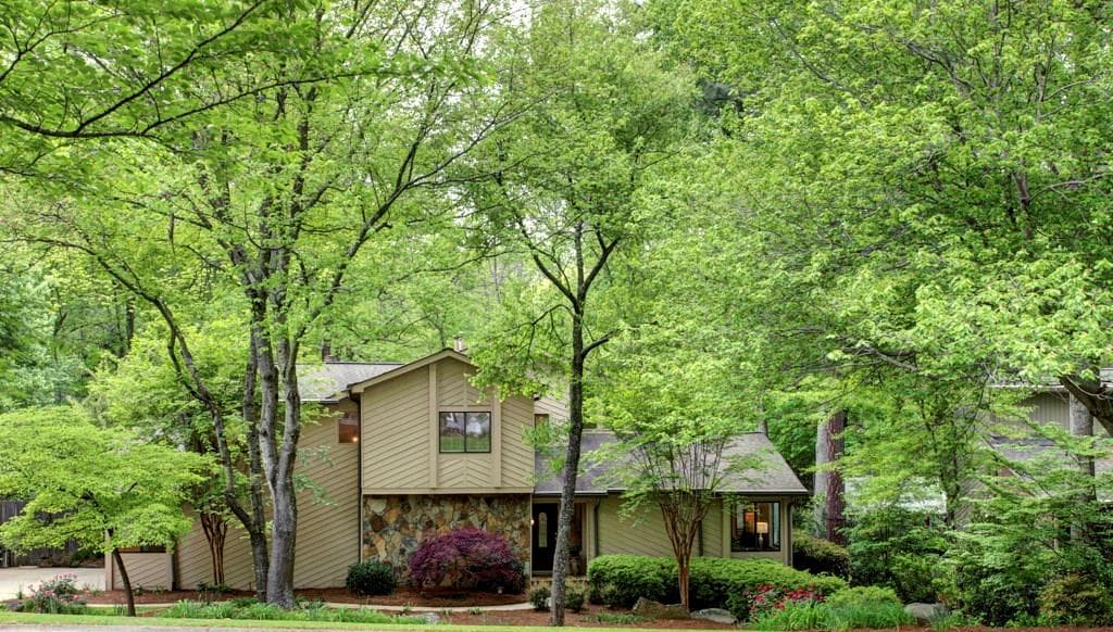 4 bedroom, 3,828 sq ft single family residence sold at 3267 Somerset Trace, Marietta, GA 30067