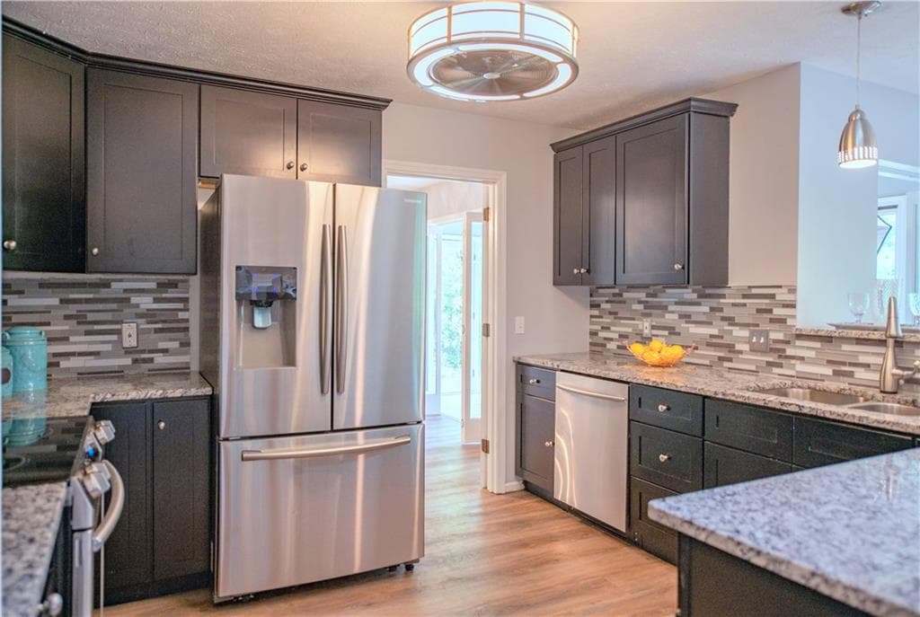1935 BRANCH VALLEY Drive, Roswell, GA 30076 — most recent listing photo