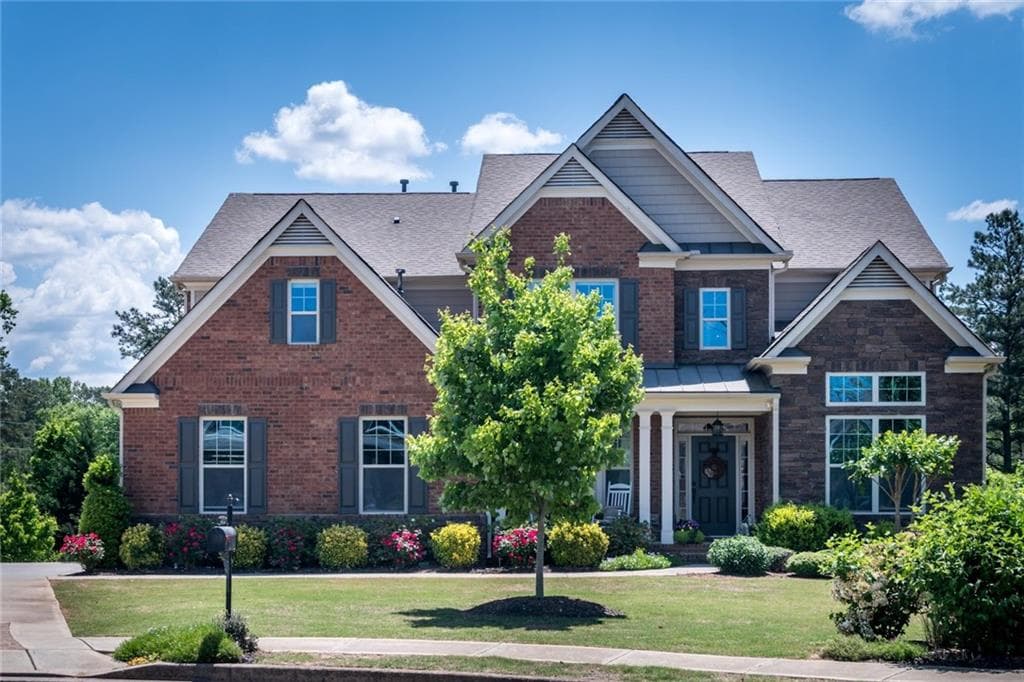 6 bedroom, 6,216 sq ft single family residence sold at 203 Millstone Parkway, Woodstock, GA 30188