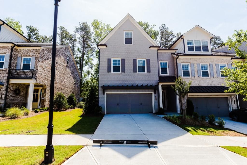 105 Calder Drive, Alpharetta, GA 30009 — most recent listing photo