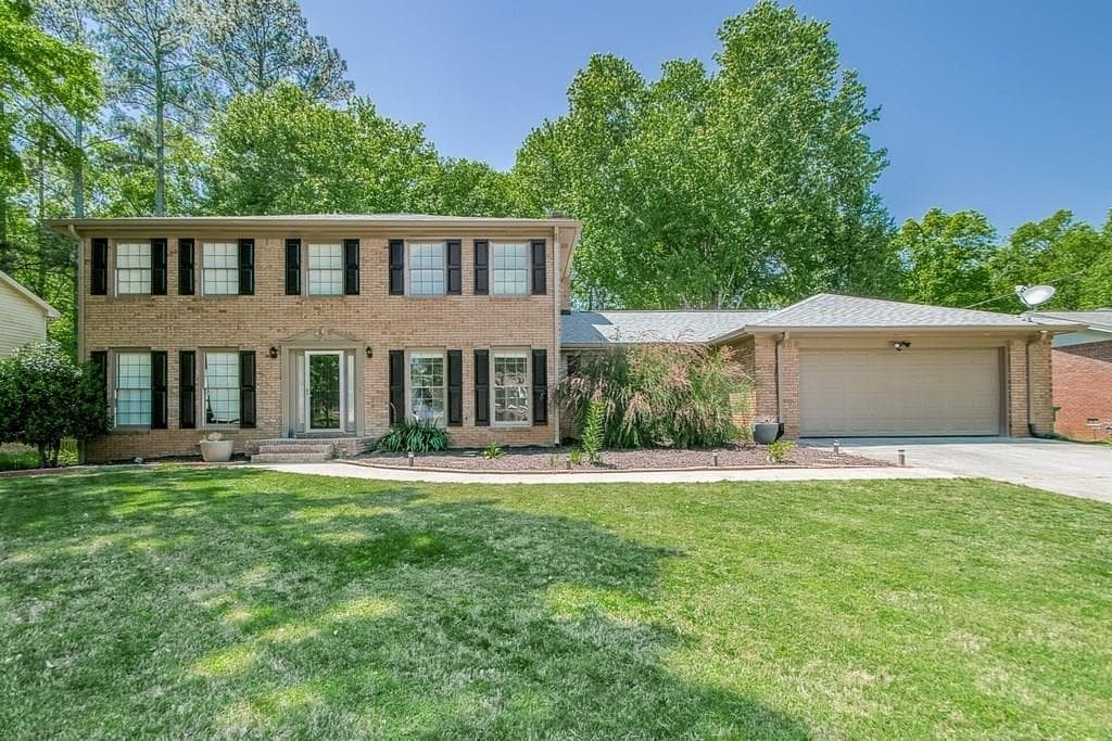 4690 Stonehenge Drive, Dunwoody, GA 30360 — most recent listing photo