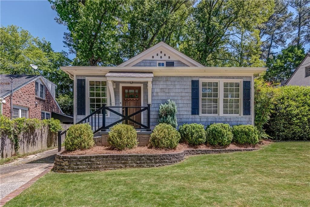 2 bedroom, 1,565 sq ft single family residence sold at 2255 Stephen Long Drive, Atlanta, GA 30305