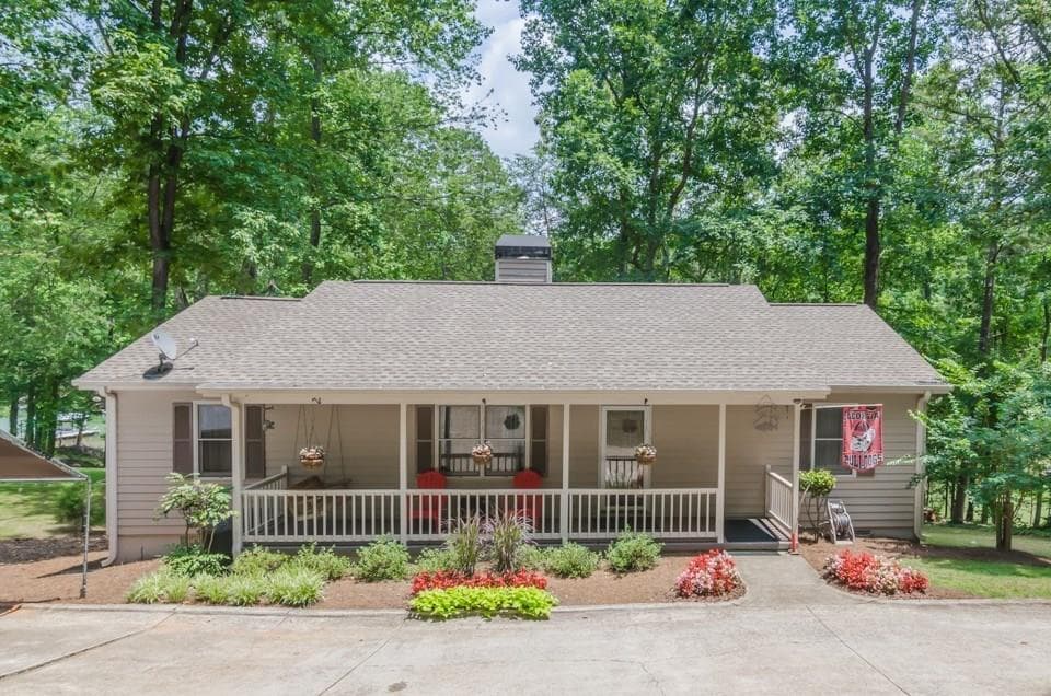 6555 Dogwood Terrace, Gainesville, GA 30506 — most recent listing photo