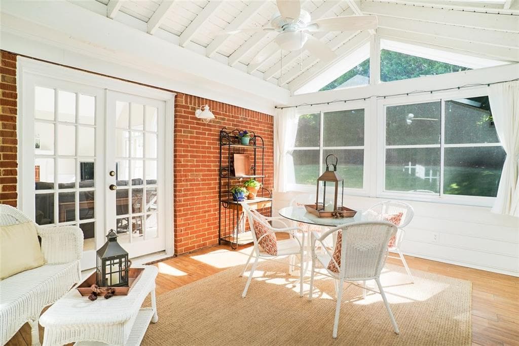 5 bedroom, 4,516 sq ft single family residence sold at 10575 Kingsmark Trail, Alpharetta, GA 30022