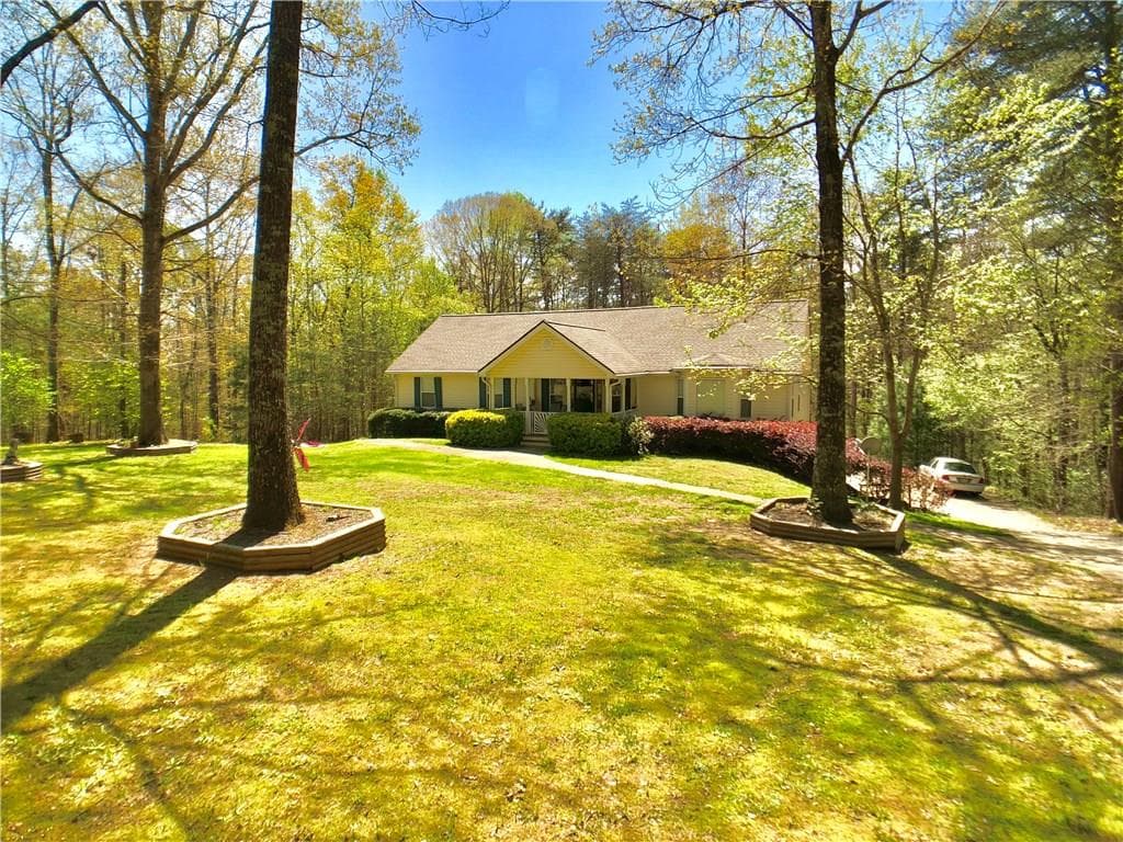 305 April Trace, Dawsonville, GA 30534 — most recent listing photo