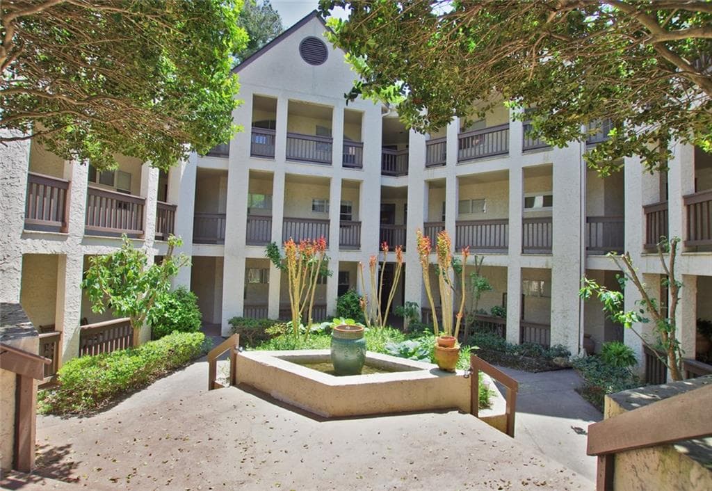 465 Sherman Way, Decatur, GA 30033 — most recent listing photo