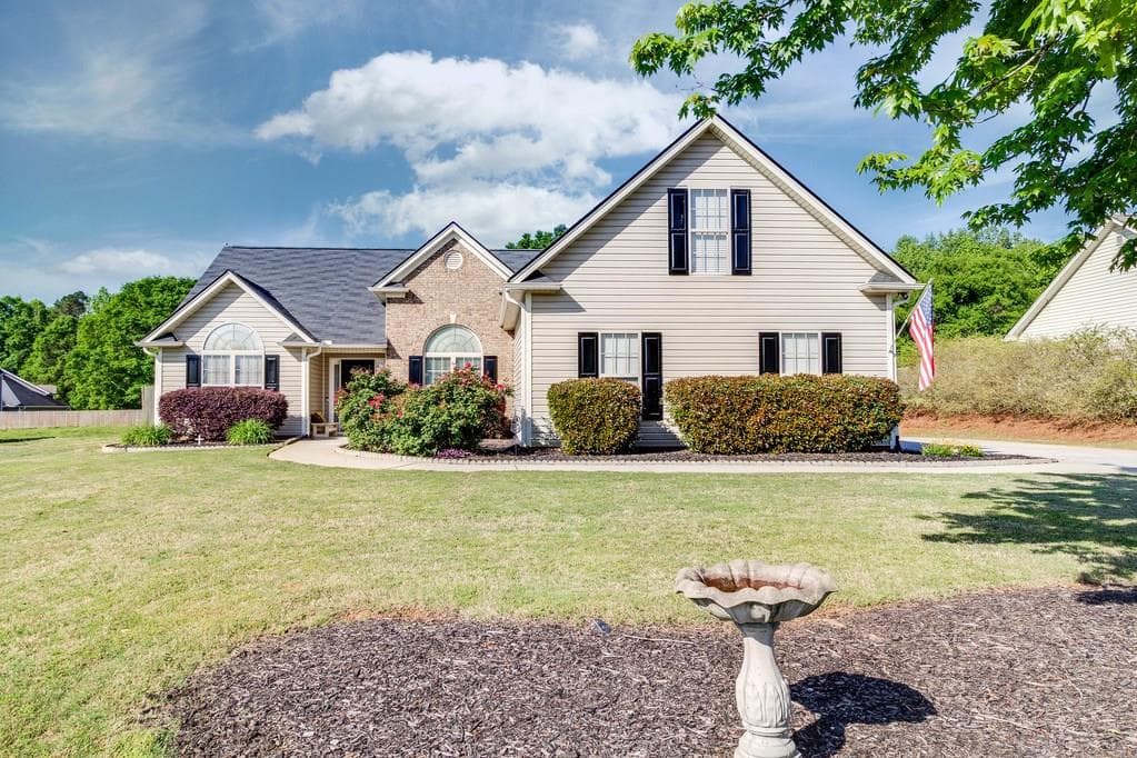 1223 Bridge Crest Drive, Winder, GA 30680 — most recent listing photo