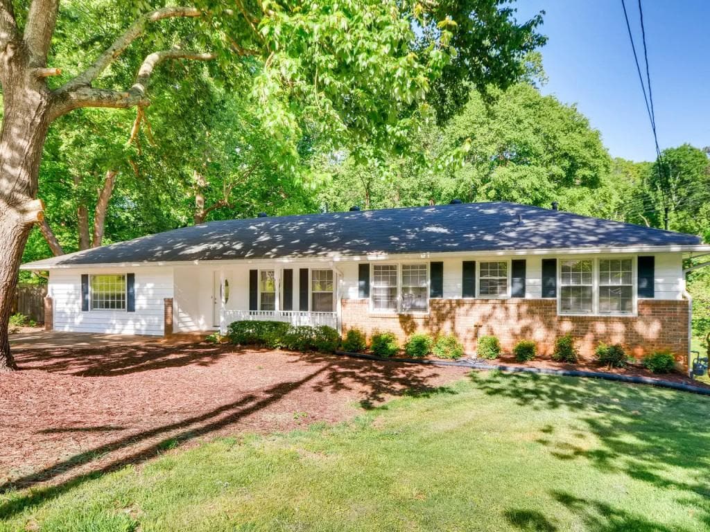 1746 Corinth Circle, Stone Mountain, GA 30087 — most recent listing photo