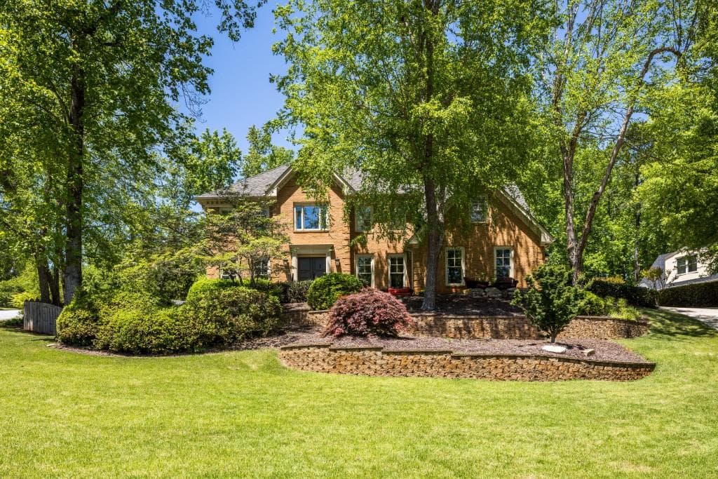 1880 Redbourne Drive, Sandy Springs, GA 30350 — most recent listing photo
