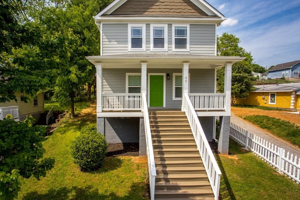 4 bedroom, 2,083 sq ft single family residence sold at 95 Moury Avenue, Atlanta, GA 30315