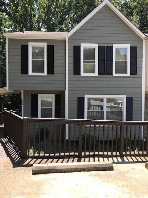 2 bedroom, 1,260 sq ft townhouse sold at 1438 Ridgecrest Lane, Smyrna, GA 30080