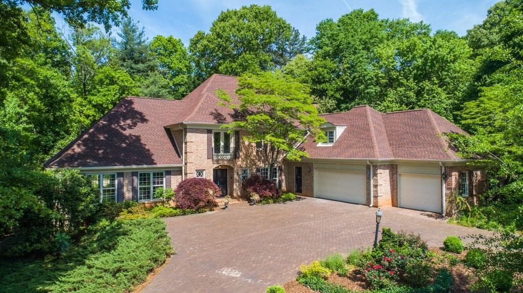 5740 Lake Island Drive, Sandy Springs, GA 30327 — most recent listing photo