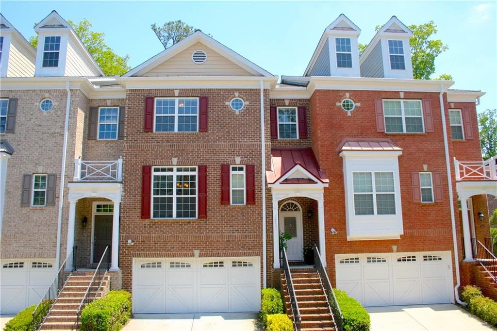 12821 Doe Drive, Alpharetta, GA 30004 — most recent listing photo