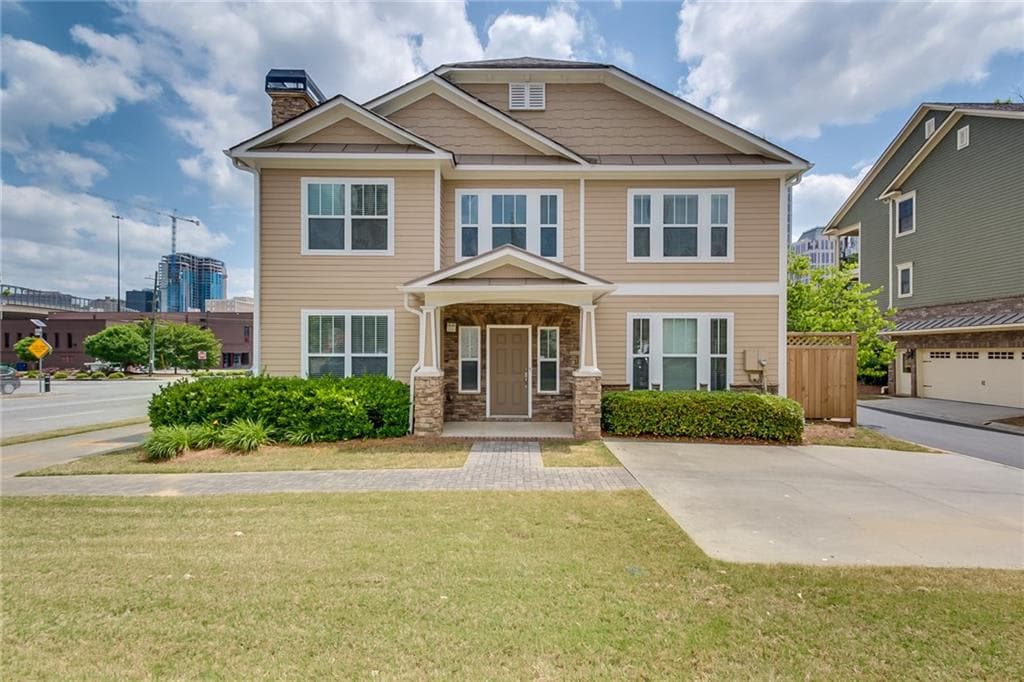 3 bedroom, 2,332 sq ft townhouse sold at 204 16th Street, Atlanta, GA 30363