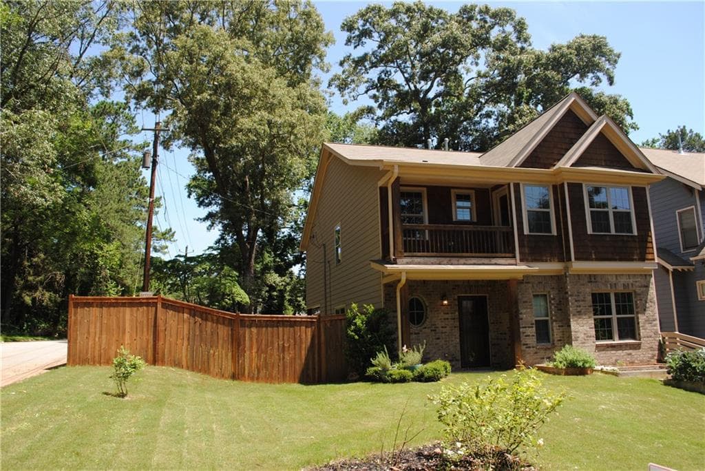 2644 White Oak Drive, Decatur, GA 30032 — most recent listing photo