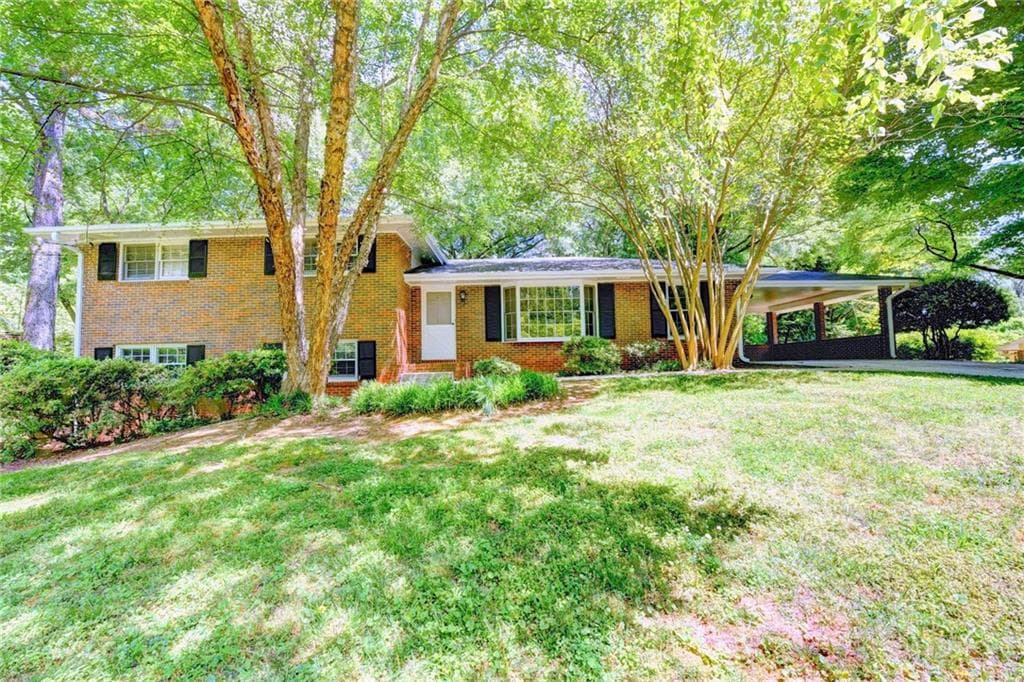 5 bedroom single family residence sold at 4251 Brookview Drive, Atlanta, GA 30339
