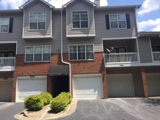 708 Vinings Forest Lane, Smyrna, GA 30080 — most recent listing photo