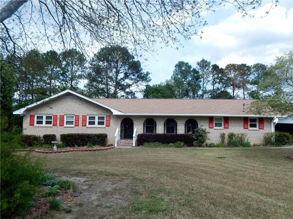2948 Sandra Drive, Snellville, GA 30078 — most recent listing photo