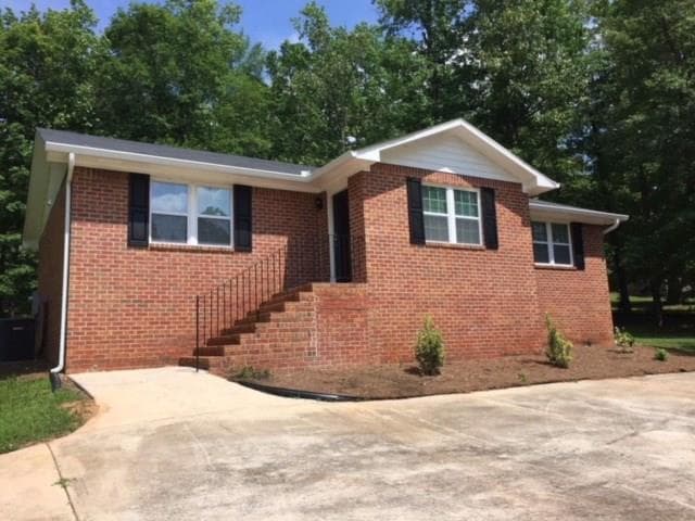 4 bedroom single family residence sold at 255 Big Oak Circle, Athens, GA 30605