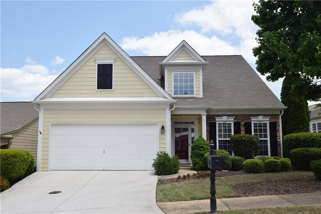 3 bedroom, 2,208 sq ft single family residence sold at 1320 Seneca Avenue, Cumming, GA 30041