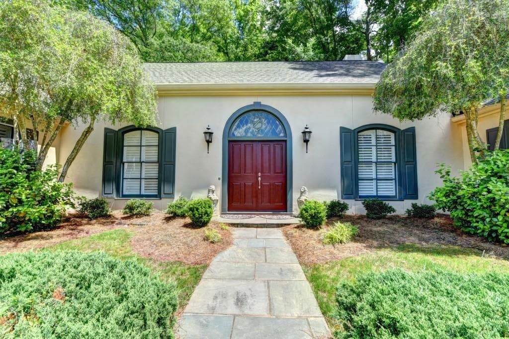 6185 River Chase Circle, Atlanta, GA 30328 — most recent listing photo