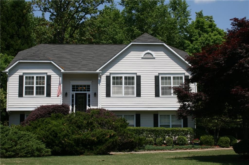 3575 Wake Robin Way, Cumming, GA 30028 — most recent listing photo