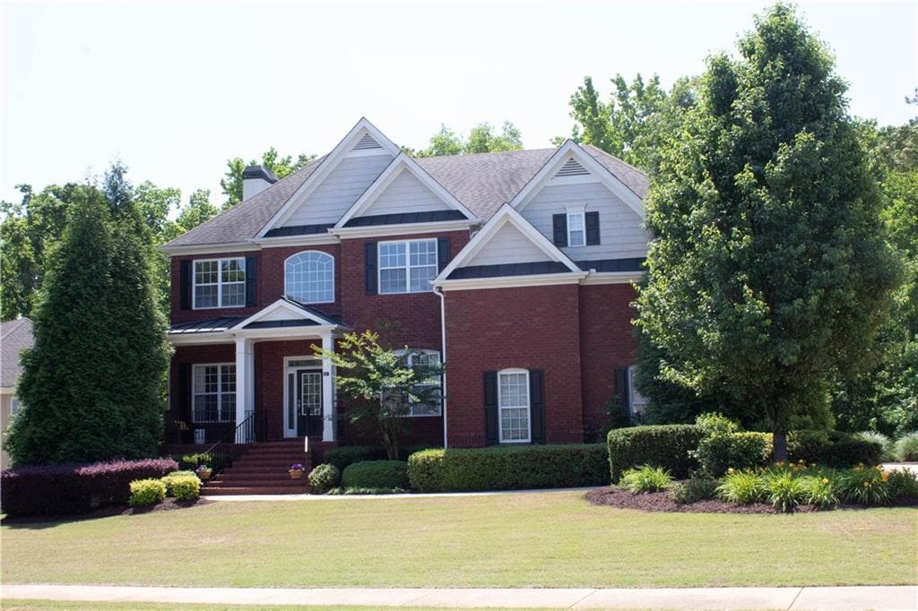 5 bedroom single family residence sold at 351 Langshire Drive, Mcdonough, GA 30253