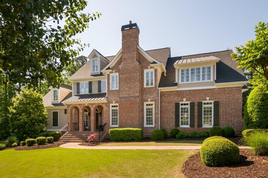 6 bedroom, 7,310 sq ft single family residence sold at 400 Gleneagle Terrace, Milton, GA 30004
